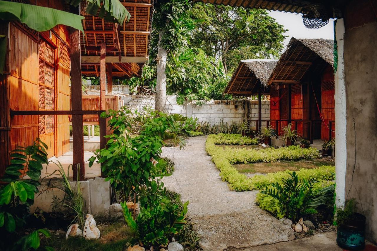 Suba Beach Nipa Huts Daanbantayan Экстерьер фото